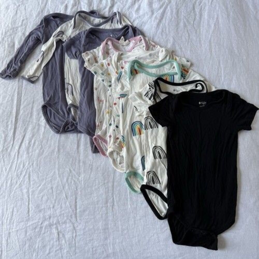 Kyte Baby Bamboo Bodysuit Bundle Lot 8 Piece 12-18m Rainbow Animal Print SS/LS